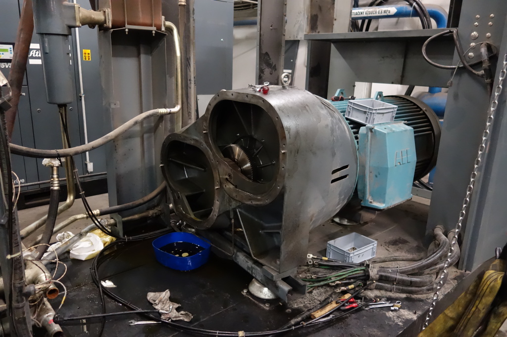 generalni-oprava-kompresoru-atlas-copco-detail-2.3074311390